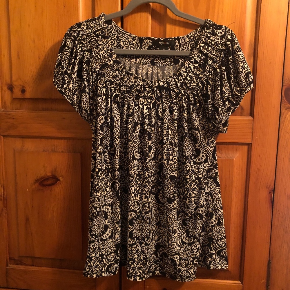Women’s blouse